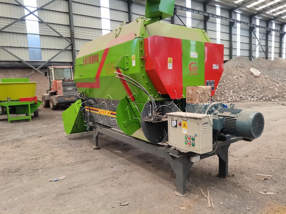 飼料攪拌機運行中(zhōng)出現抱軸現象的主要原因分析